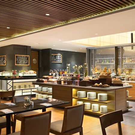 Four Points By Sheraton Jakarta Thamrin Exterior photo